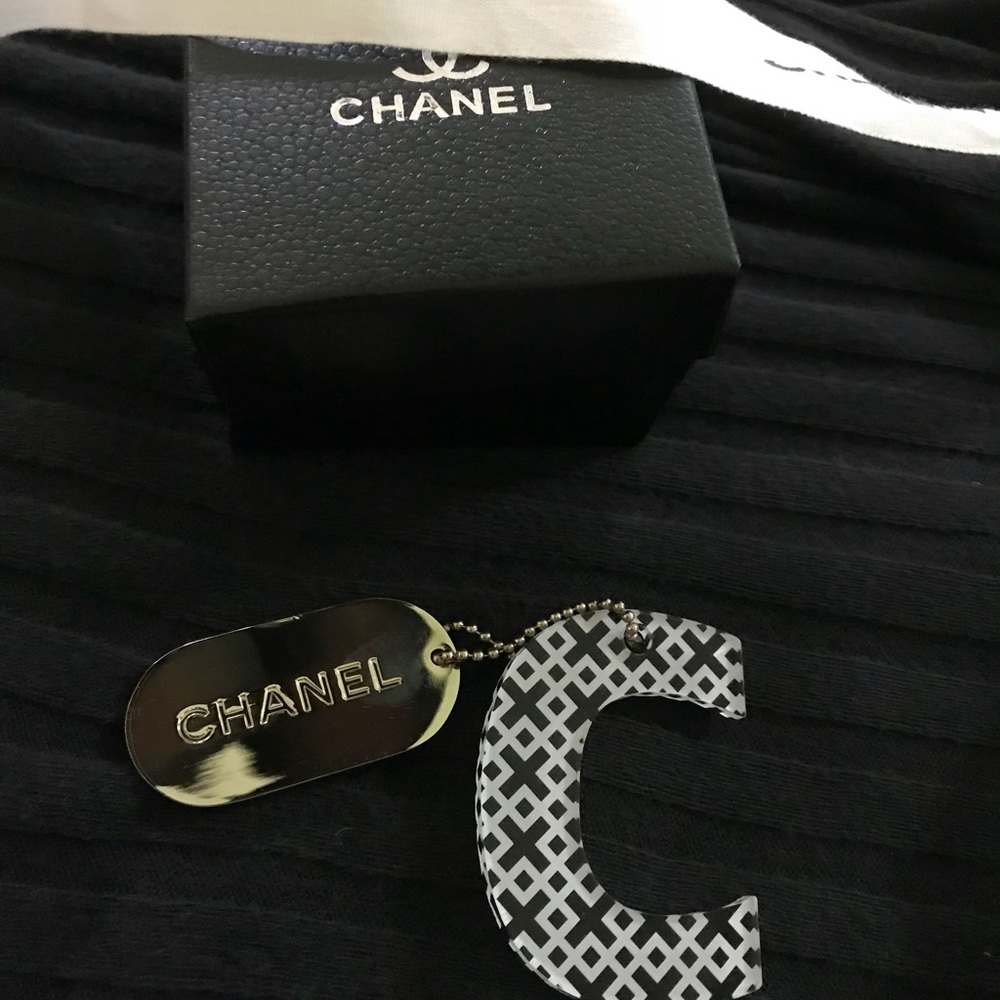Authentic Chanel Keychain - Picture 7 of 8